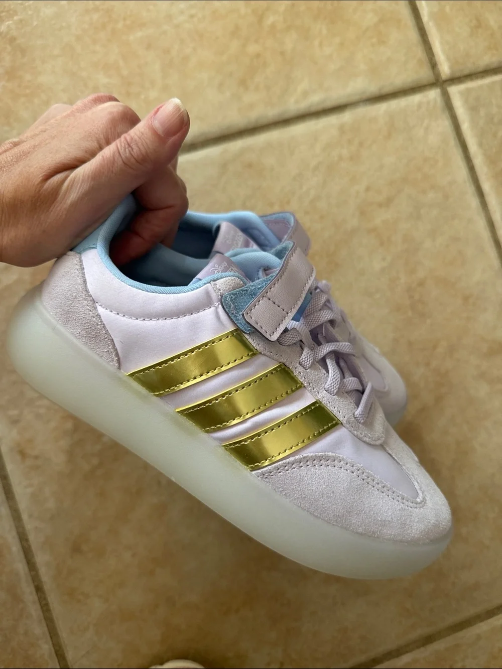 Kids' Lilac Sneakers with Gold Stripes